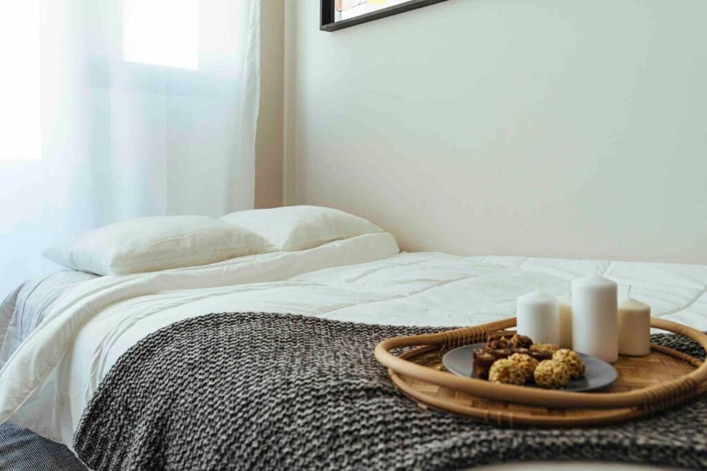 Stunning Views - Location - Netflix + Balcony Apartament *